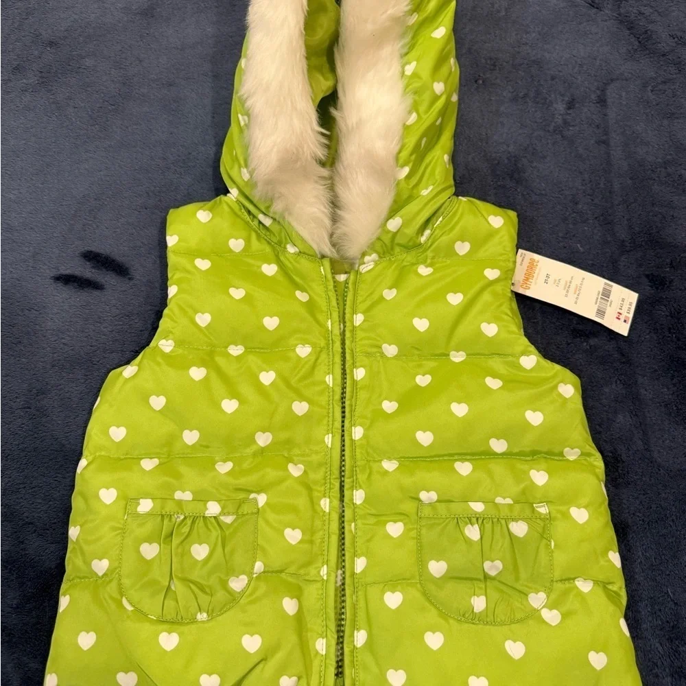 Gymboree Green and White Heart-spot Hooded Vest with fuzzy hood size 2t-3t